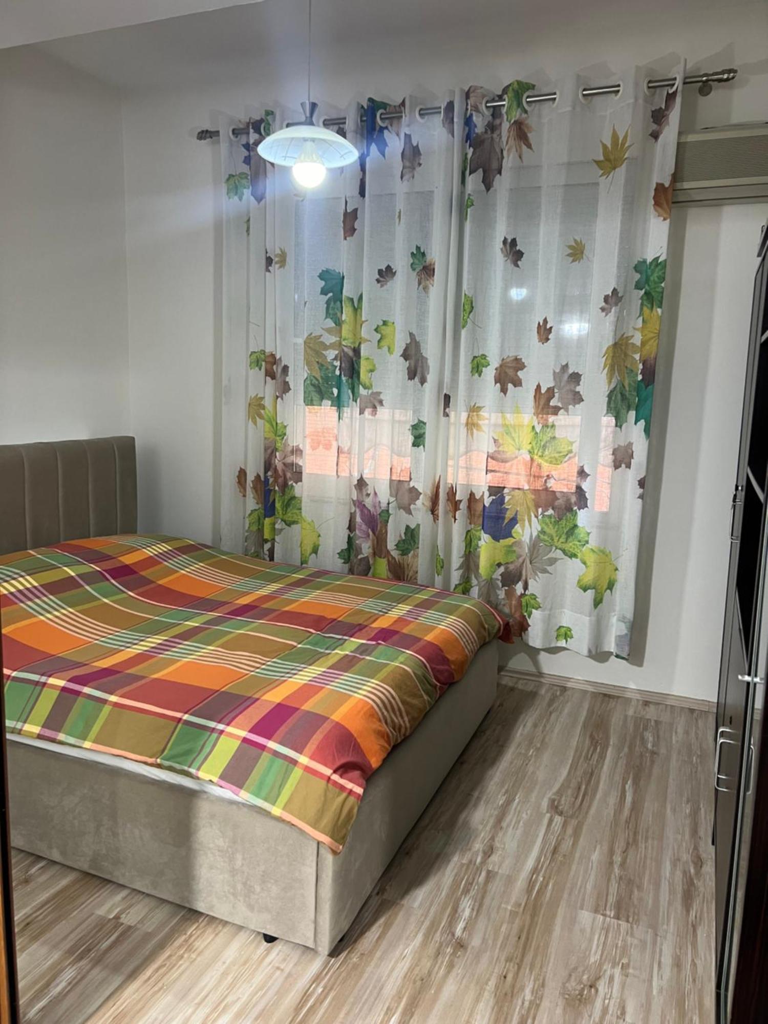 Ergi'S Studio Apartment Tiranë Eksteriør bilde